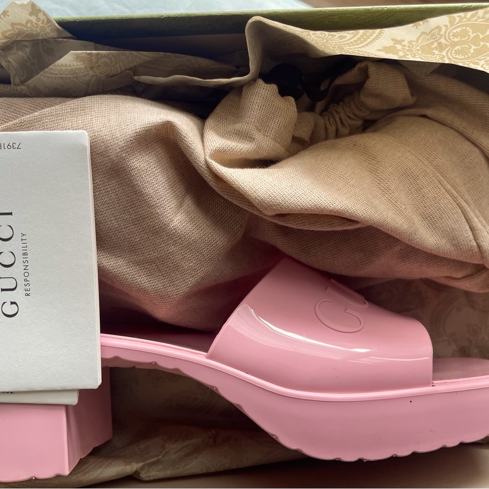 Gucci pastel pink mules/ clogs